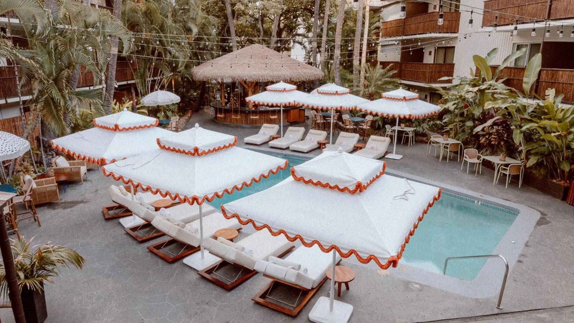 White Sands Hotel Гонолулу
